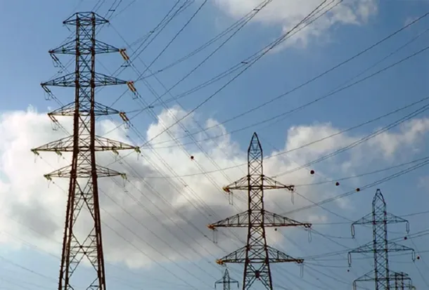Generadoras y transportistas advierten que se viene el desabastecimiento de energía eléctrica