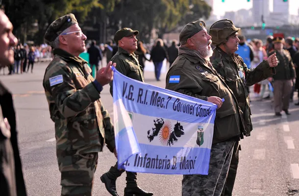 Ajuste para los veteranos de Malvinas: el Gobierno canceló el desfile del 2 de abril por su “alto costo”